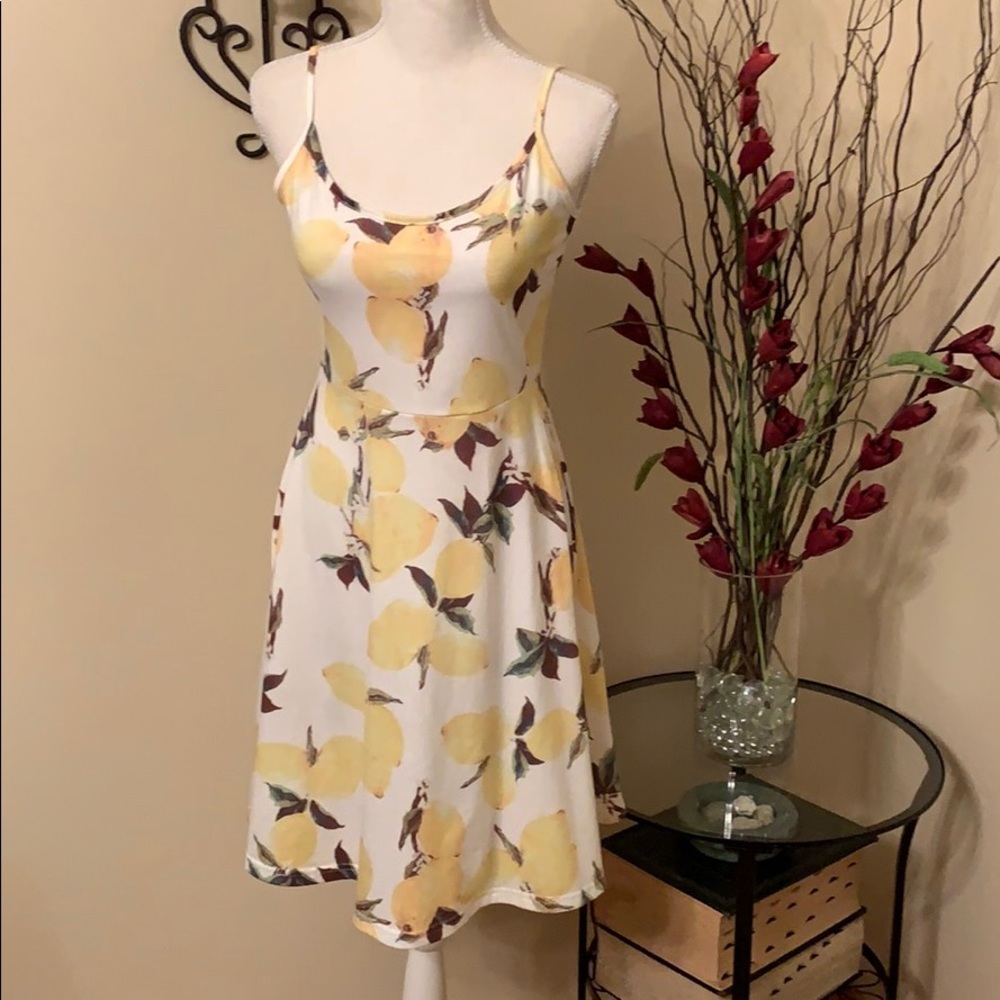 Adorable Lemon Print Sundress, Size Small